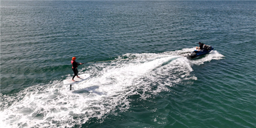 US Wing Foil, E-Foil, Foil-Drive lessons - MANY OPTIONS
